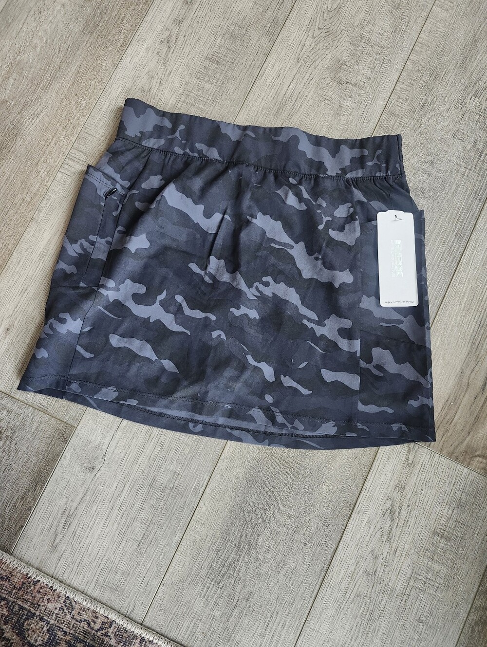 Women's RBX Active Skirt - Black/Grey Camo Size Medium